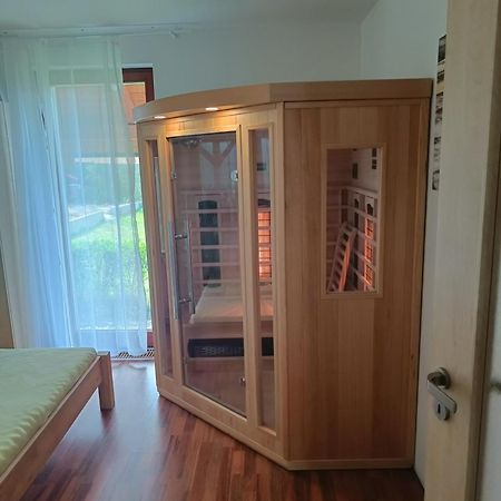 Relaxklub Villa S Wellness Tremosna Buitenkant foto